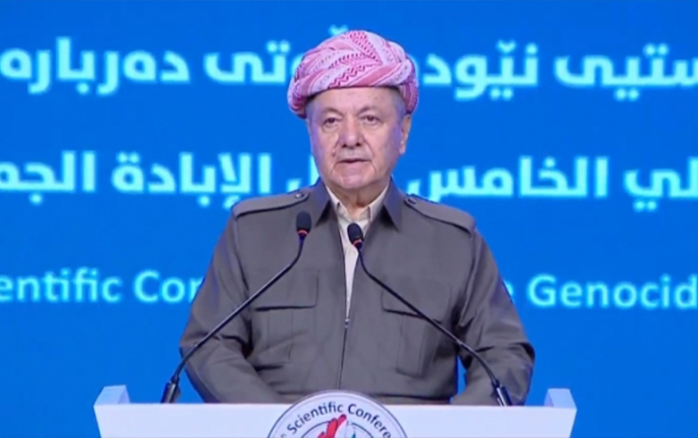 الرئيس بارزاني: قدر شعب كوردستان على مر التاريخ كان دائماً الشقاء والمعاناة الرئيس بارزاني: قدر شعب كوردستان على مر التاريخ كان دائماً الشقاء والمعاناة