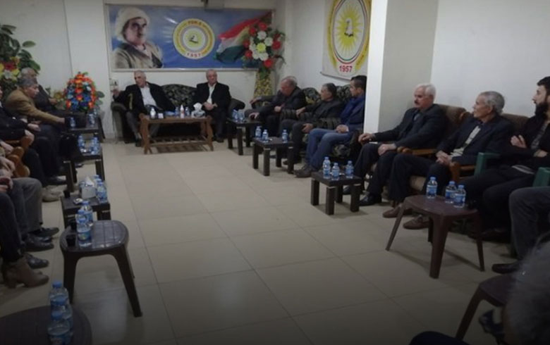 رئيس المجلس الوطني الكوردي يجتمع مع أعضاء محلية الكورنيش والوسطى لـENKS