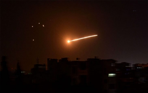 إسرائيل تنفذ ضربات جوية على أهداف عسكرية في سوريا