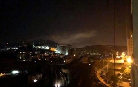قصف إسرائيلي يستهدف ميناء اللاذقية ويخلف أضراراً كبيرة