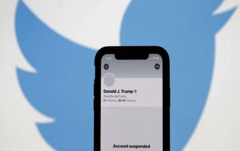 Twitter hesabê Trump rawestand