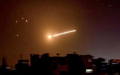 قصف إسرائيلي يستهدف محيط دمشق
