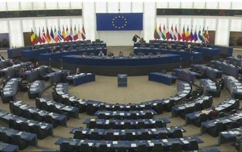 Yekîtiya Ewropî Heft Wezîrên Din li Lîsteya Sizayan Zêde Dike