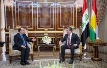 مسرور بارزاني يستقبل عثمان بايدمير
